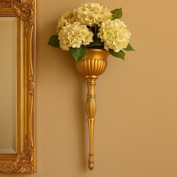 Hollywood Regency Wall Sconce Vintage Gold Tone Pocket Ornate Floral Mid Century - Picture 1 of 14